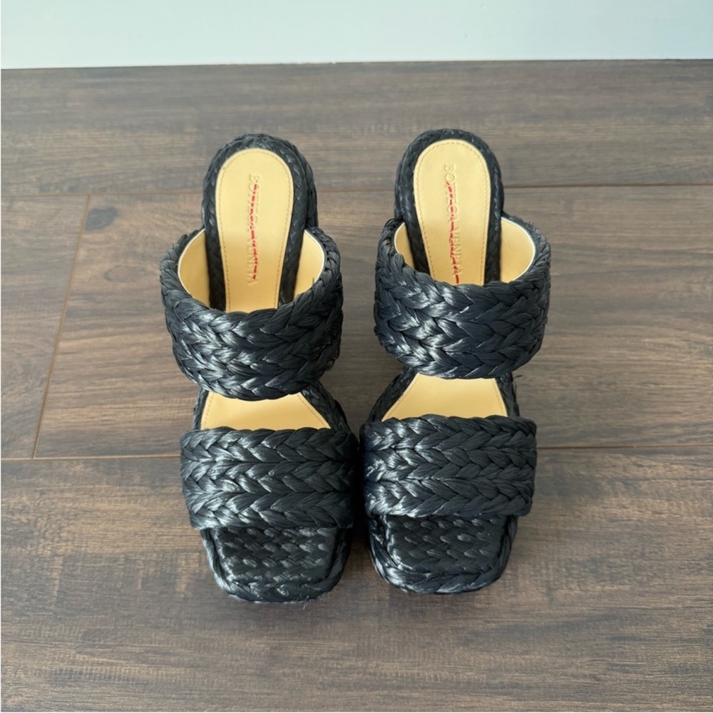 BOTTEGA VENETA Woven Straw 120 Platform Sandals - Picture 3 of 11